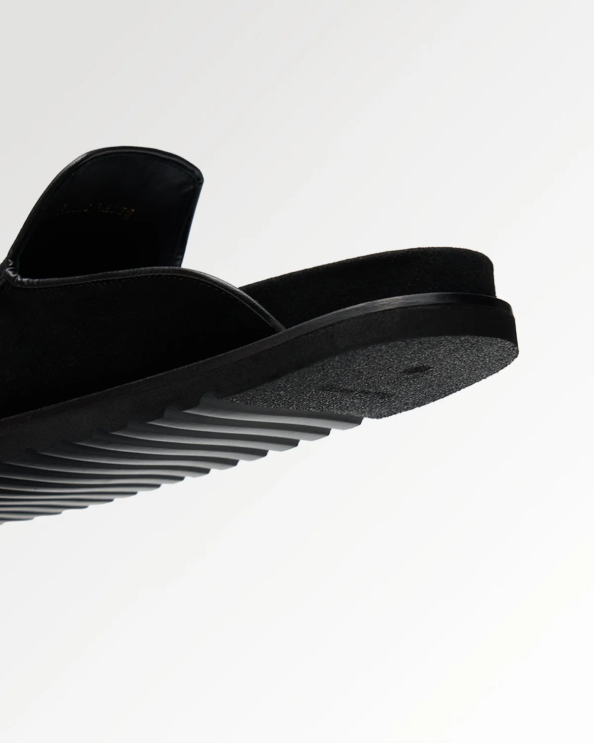 Clog Suede Black - Image 4