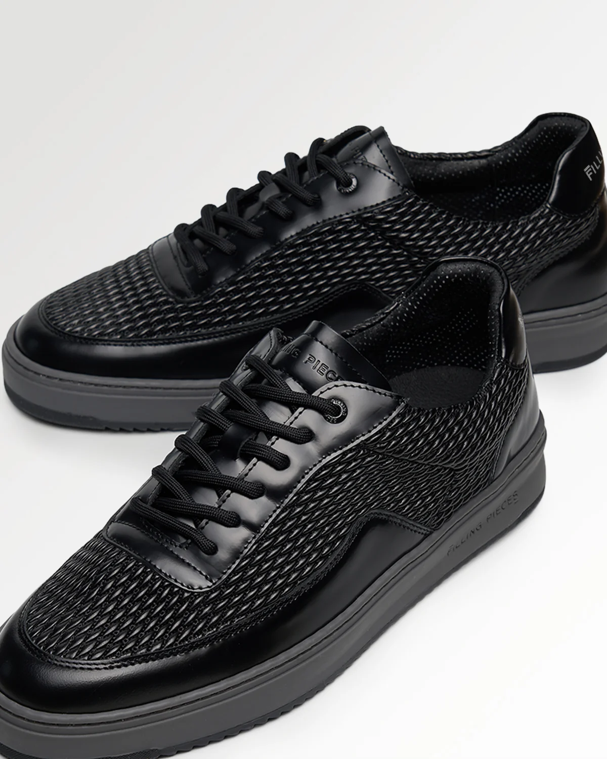 Mondo Reed Black - Image 3