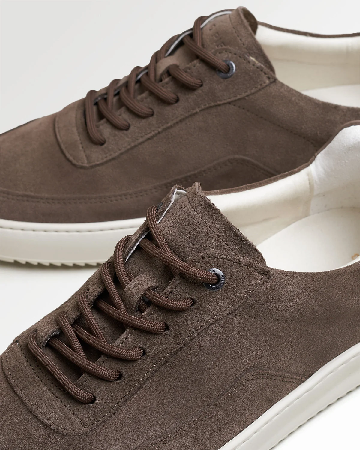 Mondo Suede Taupe - Image 5