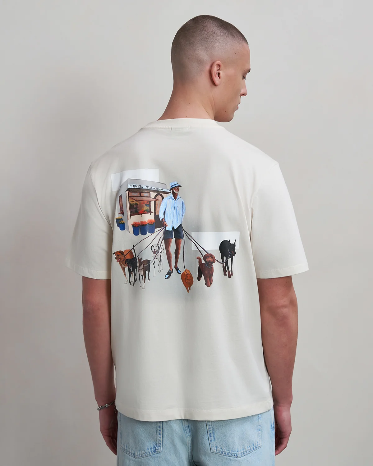 T-shirt Dog Walker Antique White - Image 6