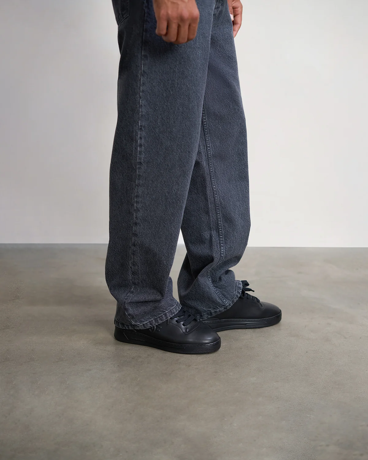Voyage Knot All Black - Image 6